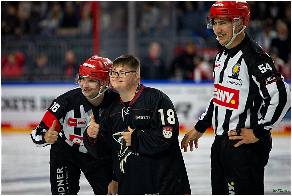 PENNY DEL; Koelner Haie- Grizzly Wolfsburg; Koeln, 26.10.2022